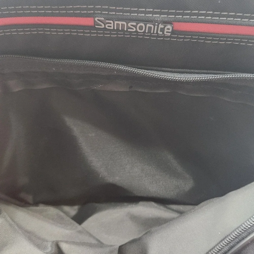Vintage Samsonite Oyster Black Shoulder Bag Red Trim Medium‎ Travel Luggage 1987